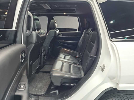 Jeep Cherokee — photo 12