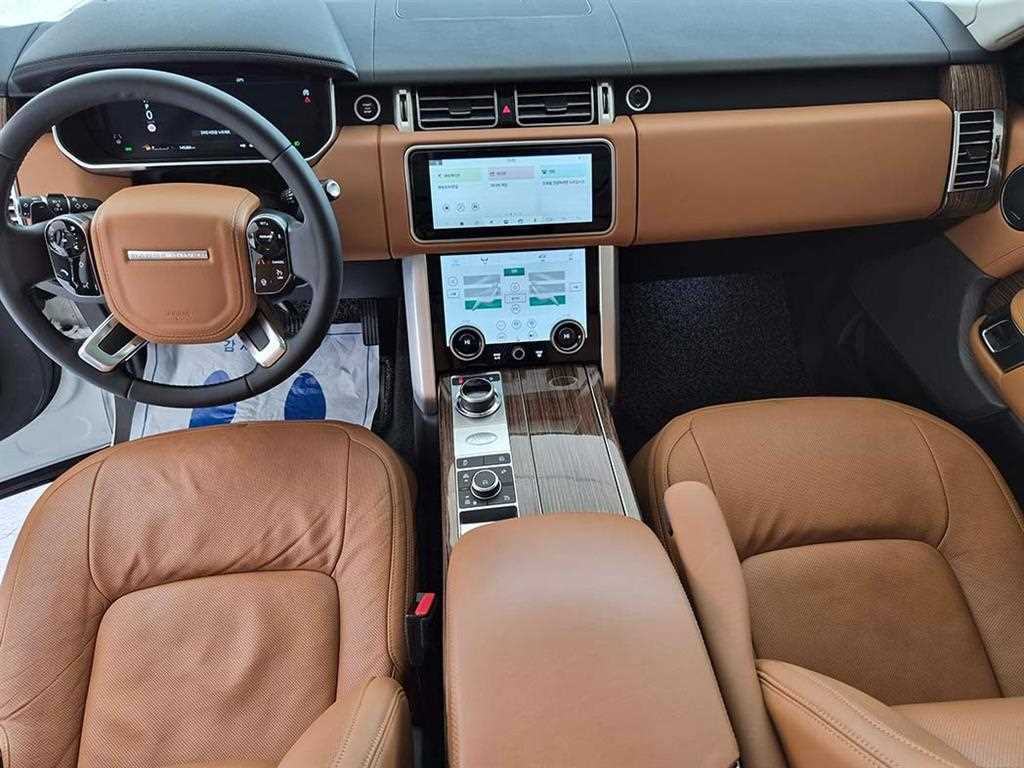 Land Rover Range Rover — photo 10