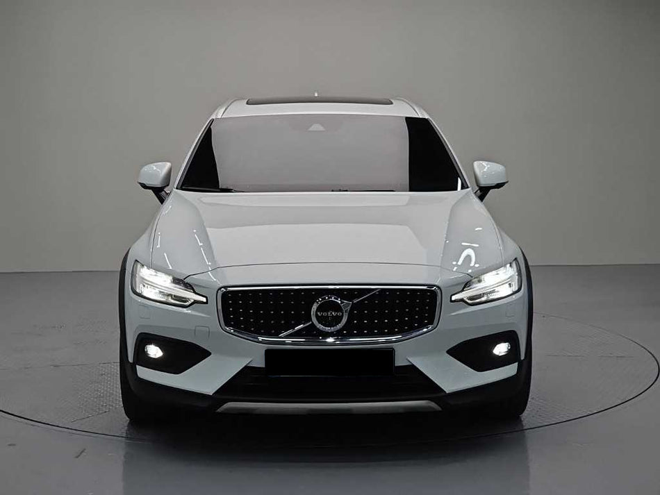 Volvo V60 — photo 02
