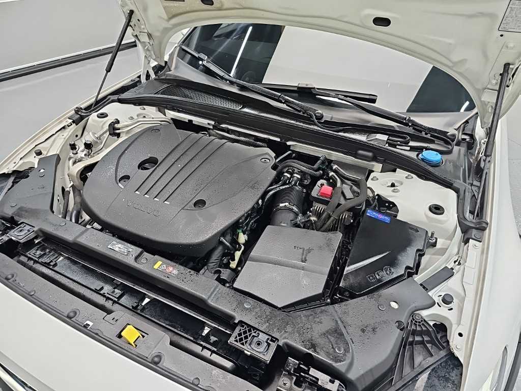Volvo V60 — photo 05
