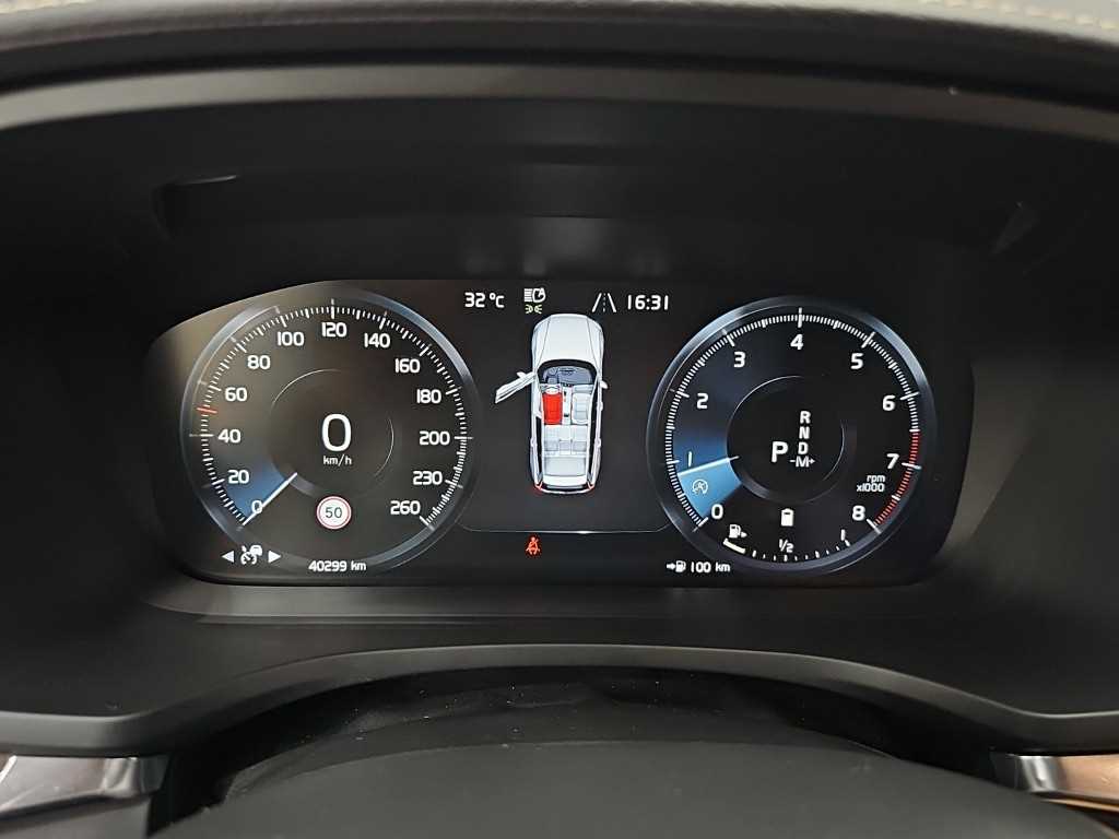 Volvo V60 — photo 06