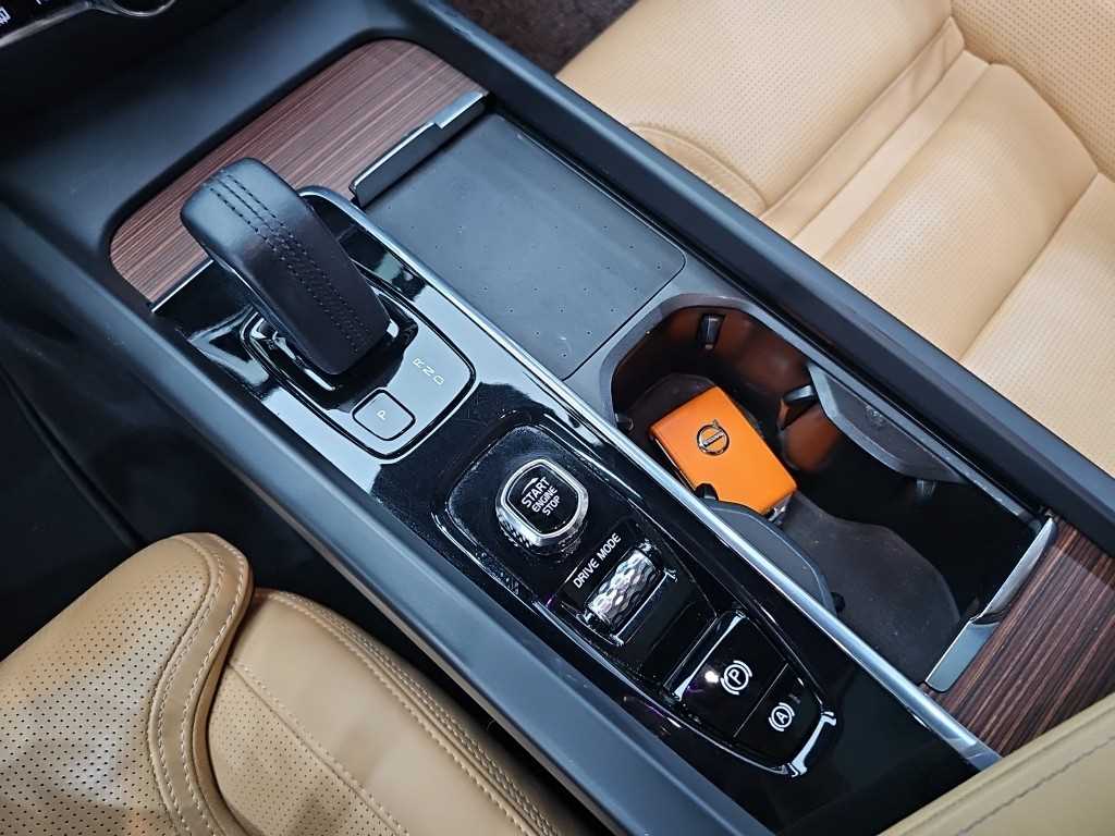 Volvo V60 — photo 08