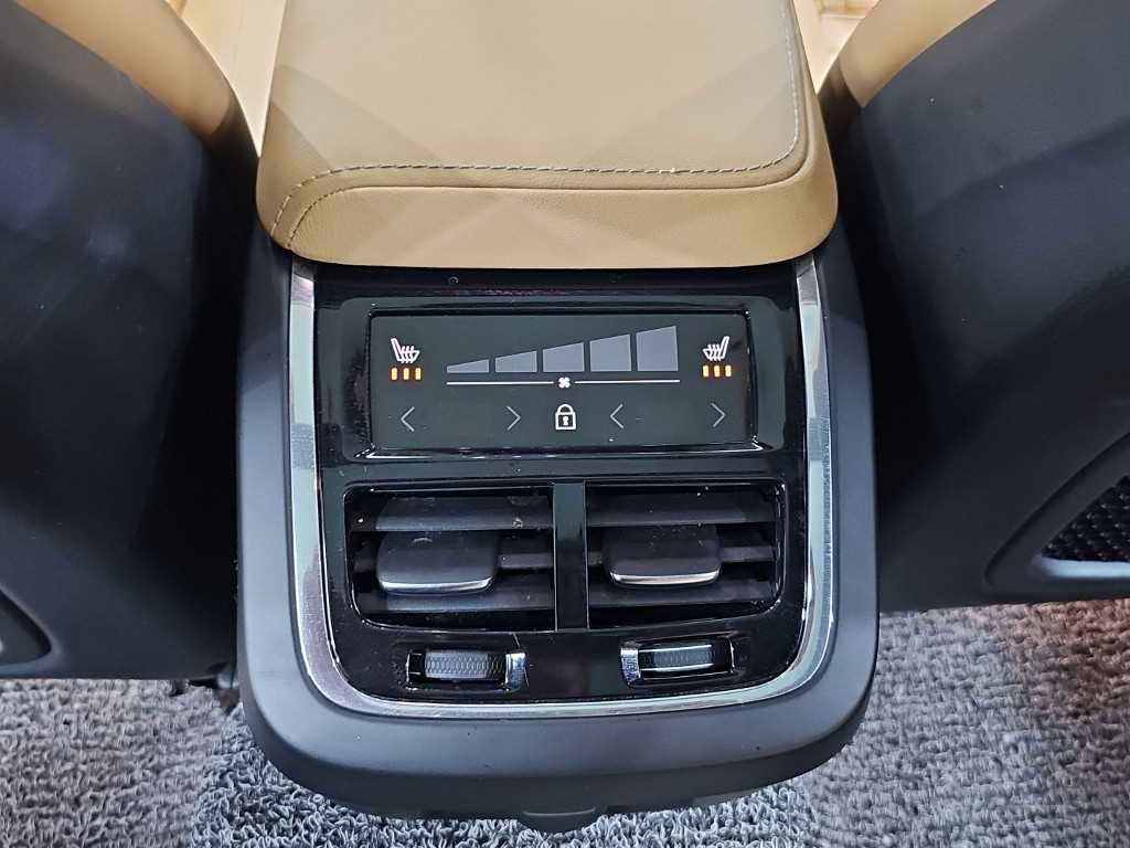 Volvo V60 — photo 13