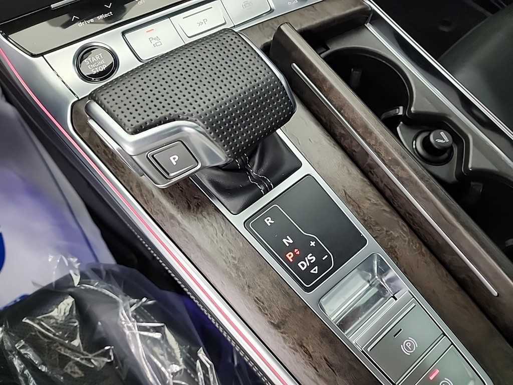 Audi A6 — photo 08