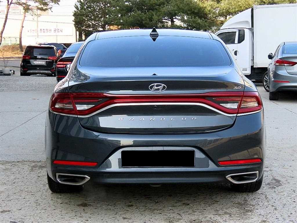 Hyundai Grandeur — photo 04