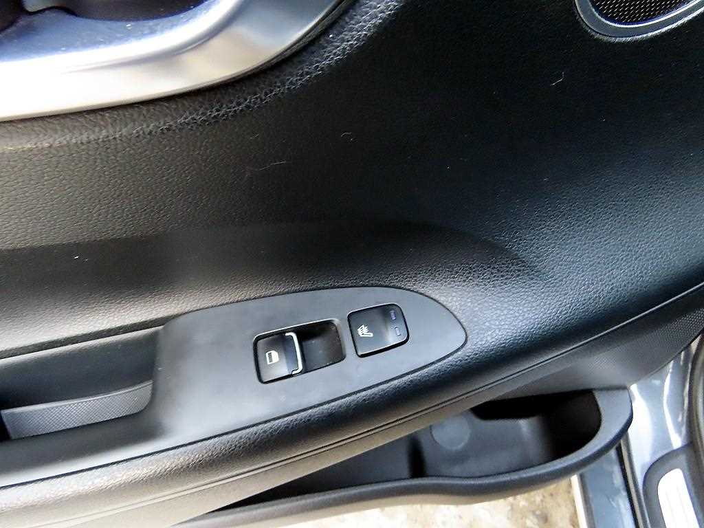 Hyundai Grandeur — photo 17