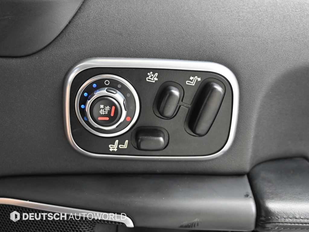 Land Rover Range Rover — photo 16