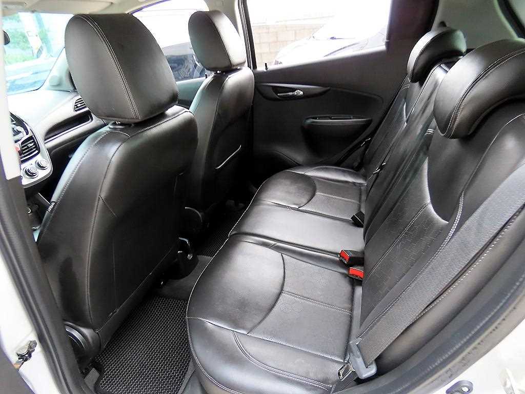 CHEVROLET Spark — photo 06