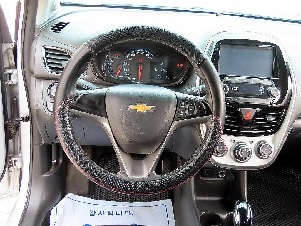 CHEVROLET Spark — photo 08