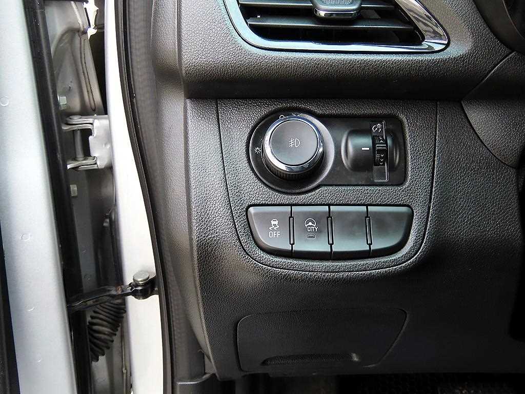 CHEVROLET Spark — photo 12