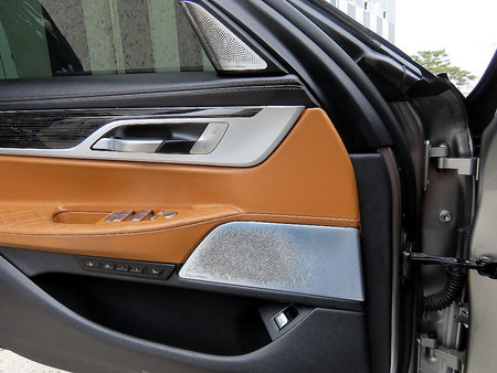BMW 7-Series — photo 12