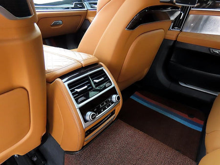 BMW 7-Series — photo 15