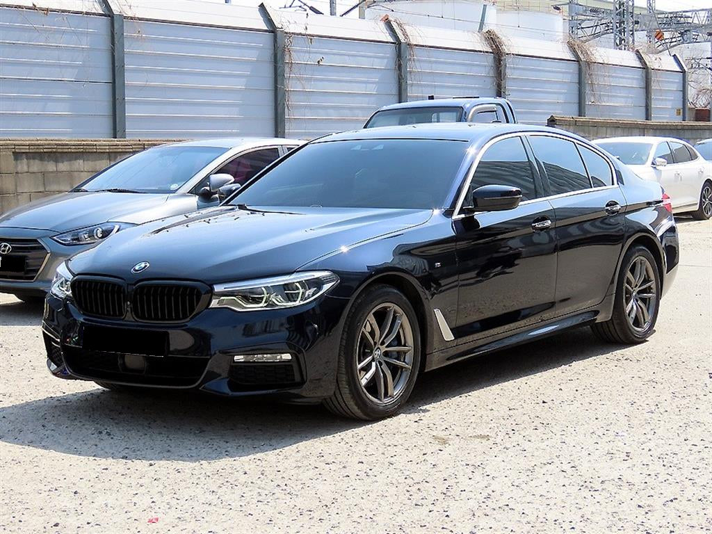 BMW 5-Series — photo 02