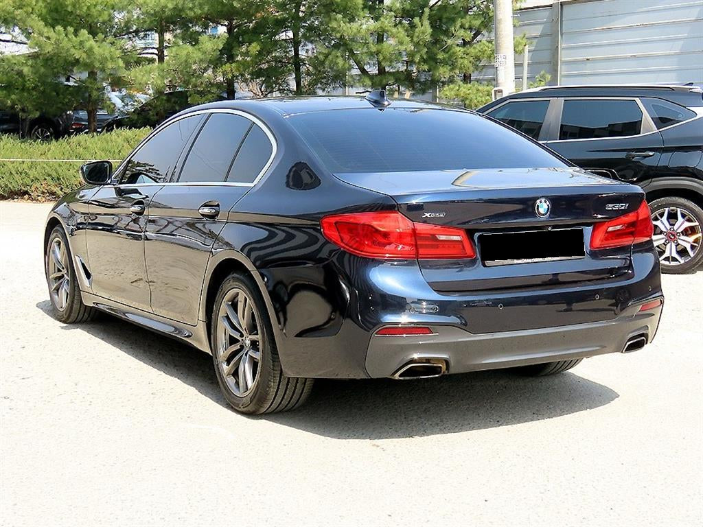 BMW 5-Series — photo 03