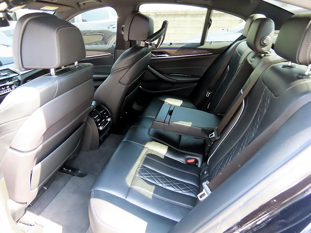 BMW 5-Series — photo 06