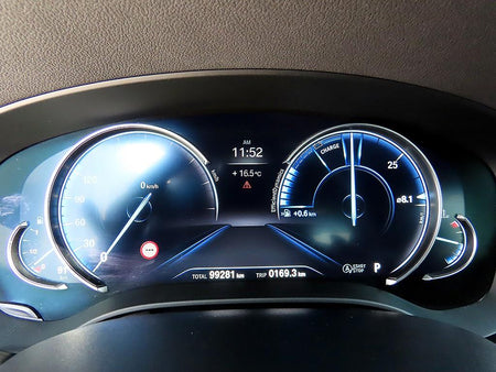 BMW 5-Series — photo 09