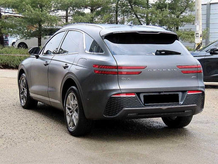 Genesis GV70 — photo 03