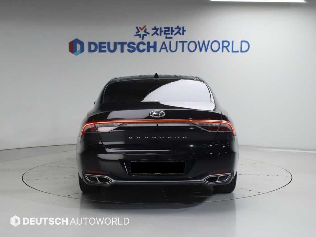 Hyundai Grandeur — photo 04