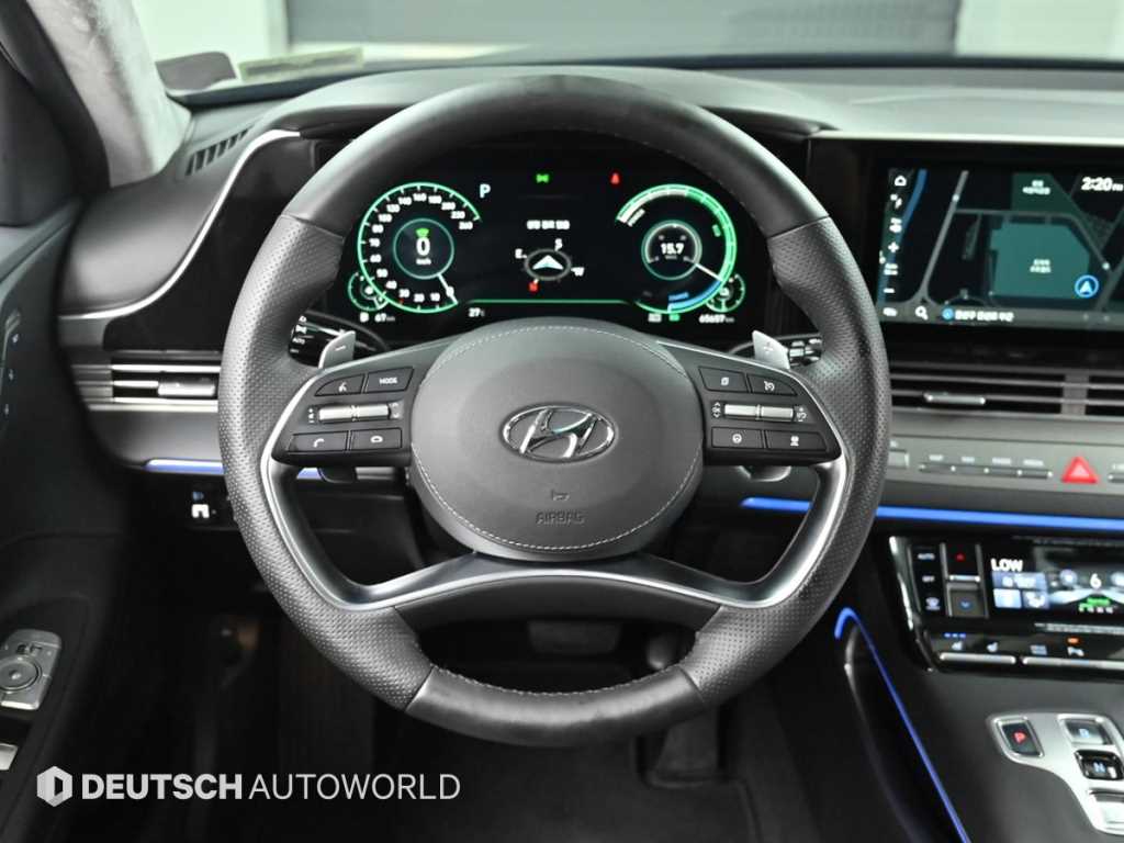Hyundai Grandeur — photo 13