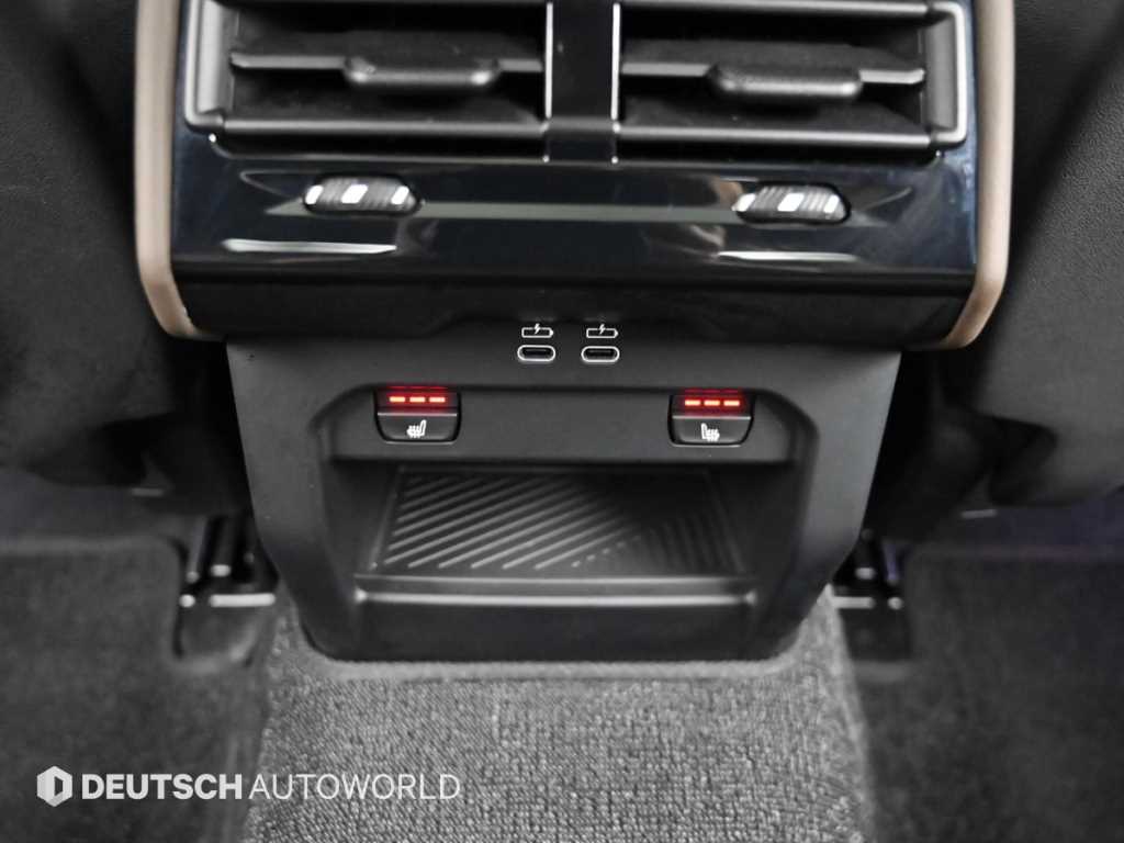 BMW 5-Series — photo 16