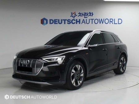 Audi e-tron — photo 01
