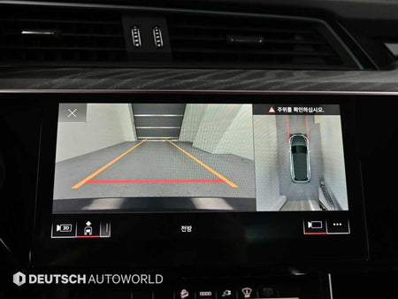 Audi e-tron — photo 15