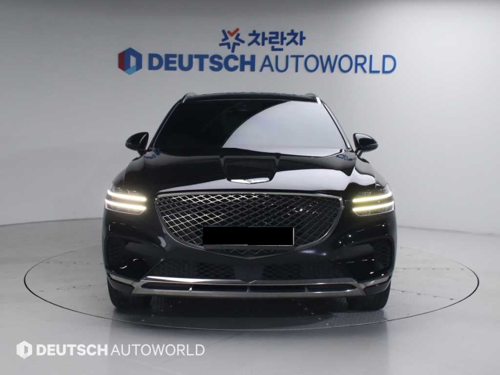 Genesis GV70 — photo 03