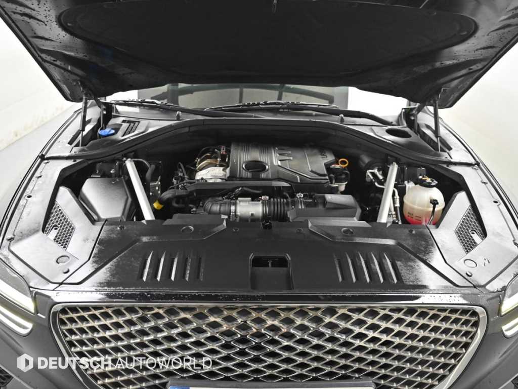 Genesis GV70 — photo 06