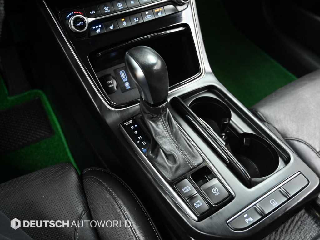 Hyundai Grandeur — photo 09