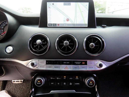 Kia Stinger — photo 13