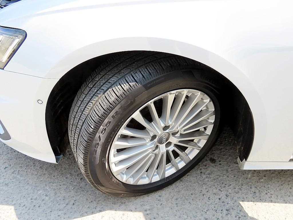 Audi A6 — photo 20