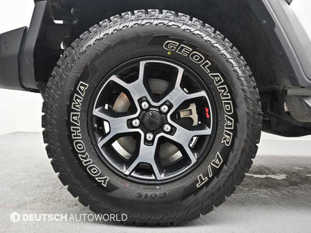 Jeep Wrangler — photo 05