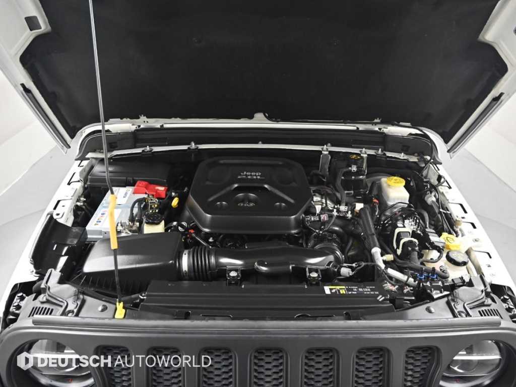 Jeep Wrangler — photo 06