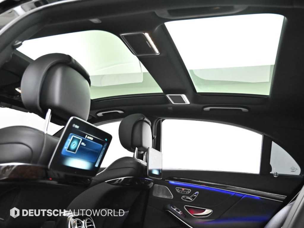 Mercedes-Benz S-Class — photo 19