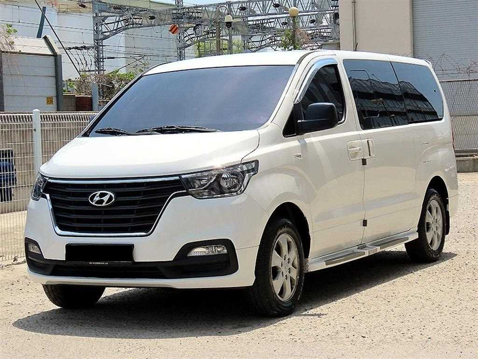 Hyundai Starex — photo 02