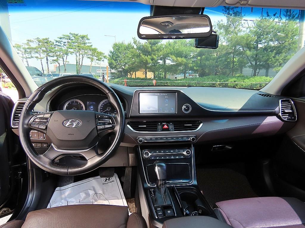 Hyundai Grandeur — photo 07