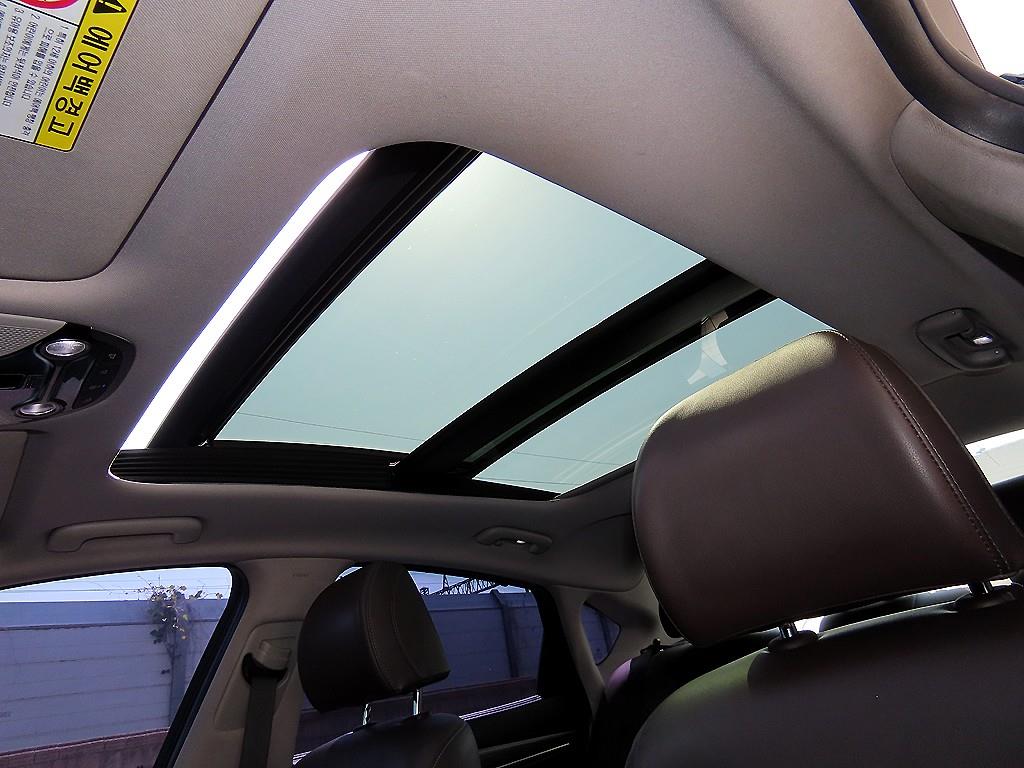 Hyundai Grandeur — photo 18