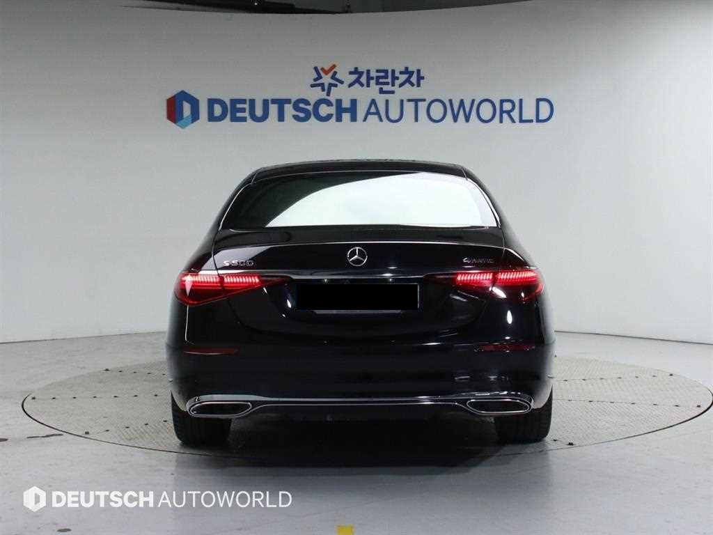 Mercedes-Benz S-Class — photo 04