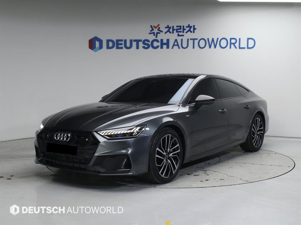 Audi A7 — photo 01