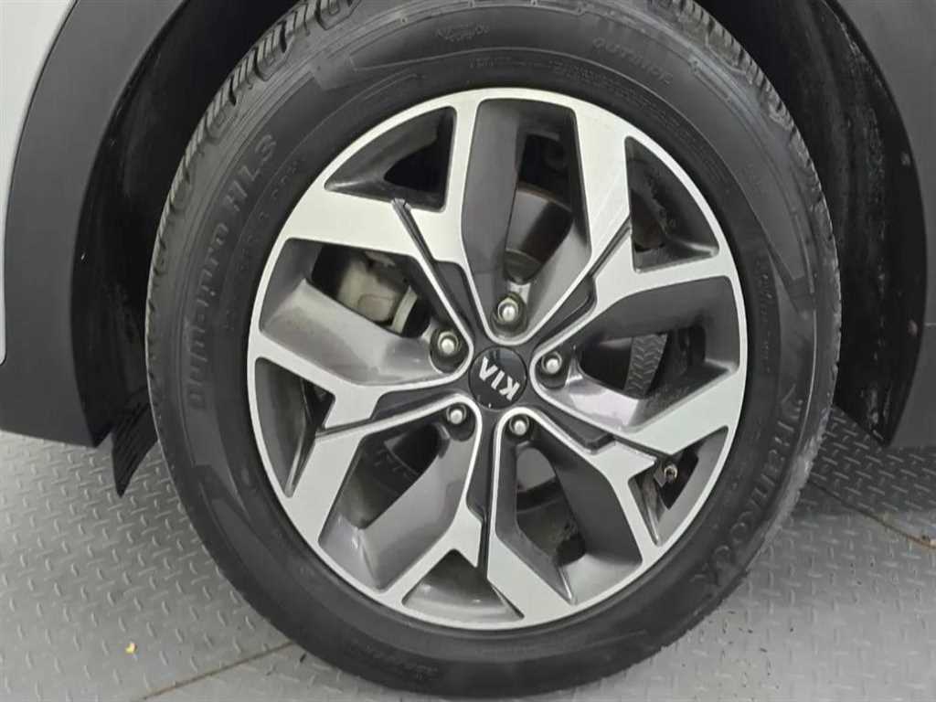 Kia Sportage — photo 05