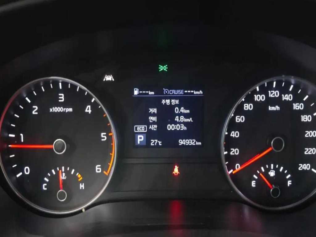 Kia Sportage — photo 08