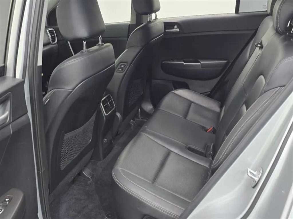 Kia Sportage — photo 10