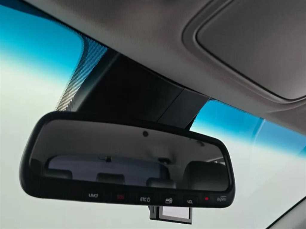 Kia Sportage — photo 17