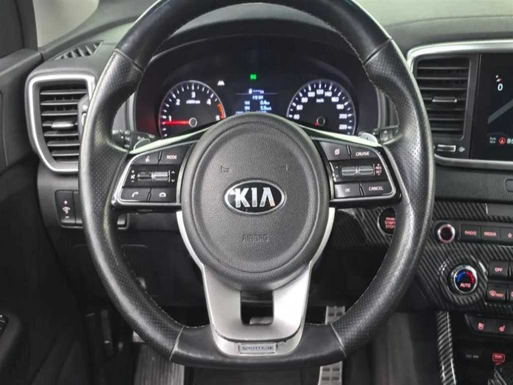 Kia Sportage — photo 19