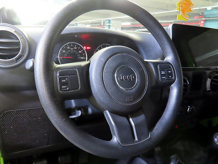 Jeep Wrangler — photo 07