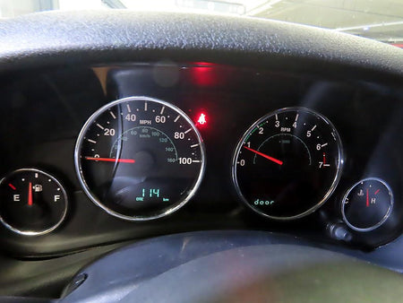 Jeep Wrangler — photo 08