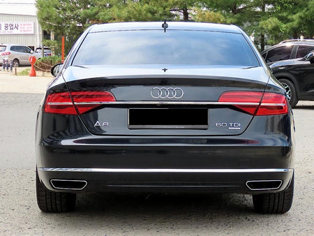 Audi A8 — photo 04