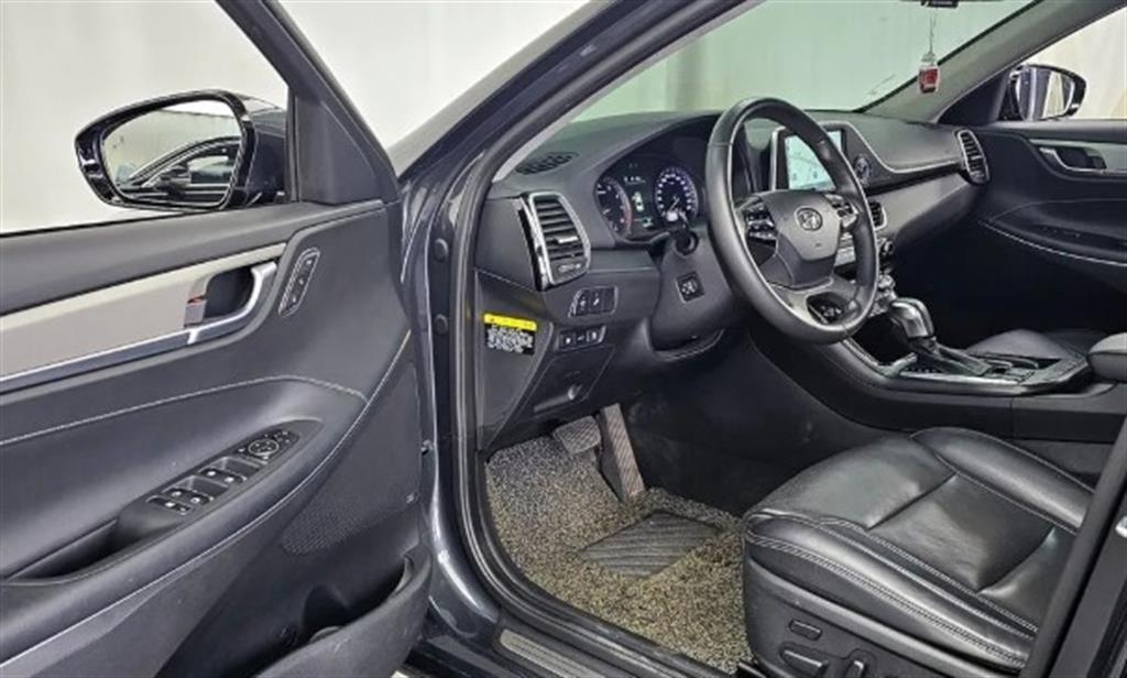 Hyundai Grandeur — photo 10