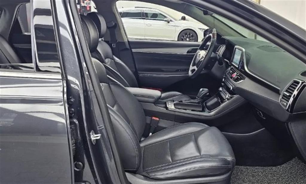Hyundai Grandeur — photo 11