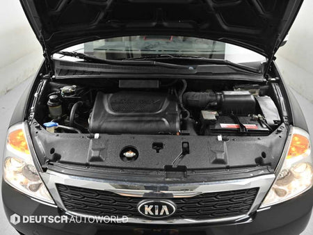 Kia Carnival — photo 06